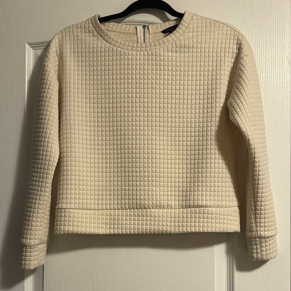 Banana Republic Cream Textured Long Sleeve Top